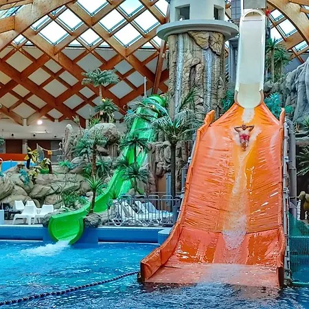 Terme Catez Oddamo Hisko V Kateri Lahko Biva Do 8 Oseb Casa de Férias
